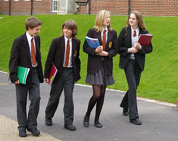 School-uniforms-in-the-UK1