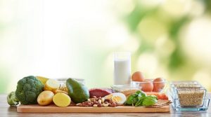 plateau de fruits et de legumes bon pour la santé