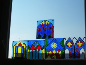 Les vitraux du C.D.I. (Photo : A. Mézières)