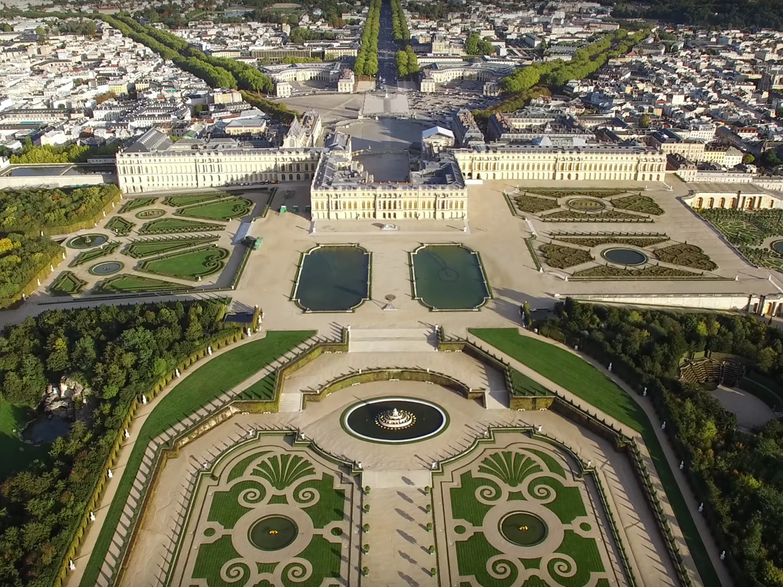 Версаль келісім. Версальский дворцово-парковый комплекс Париж. Парк Версаль в Париже. Парковый ансамбль Версаля во Франции. Версаль музей в Париже.