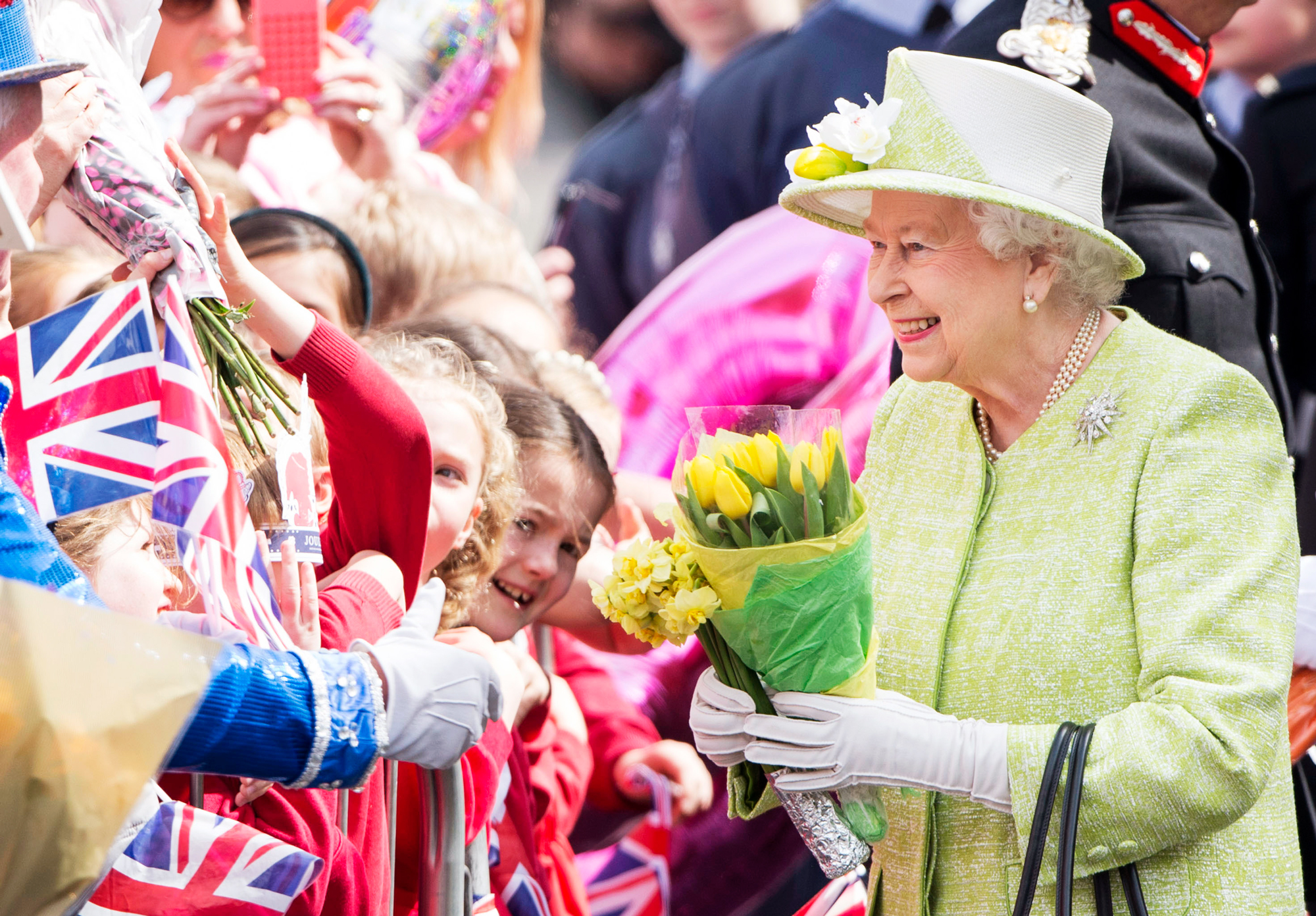 Королева отметила день рождения. День рождения королевы Елизаветы 2. День рождения Елизаветы 2 Великобритания. День рождения Елизаветы 2 Великобритания праздник.